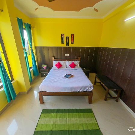 Hostel Cozy Beds Rishīkesh Esterno foto
