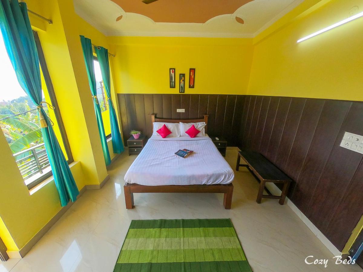 Hostel Cozy Beds Rishīkesh Esterno foto