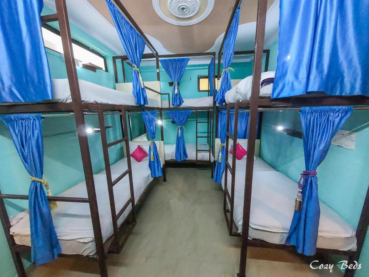 Hostel Cozy Beds Rishīkesh Esterno foto